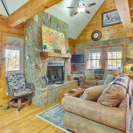 Charming Fancy Gap Cabin With Deck And Gas Grill! Εξωτερικό φωτογραφία