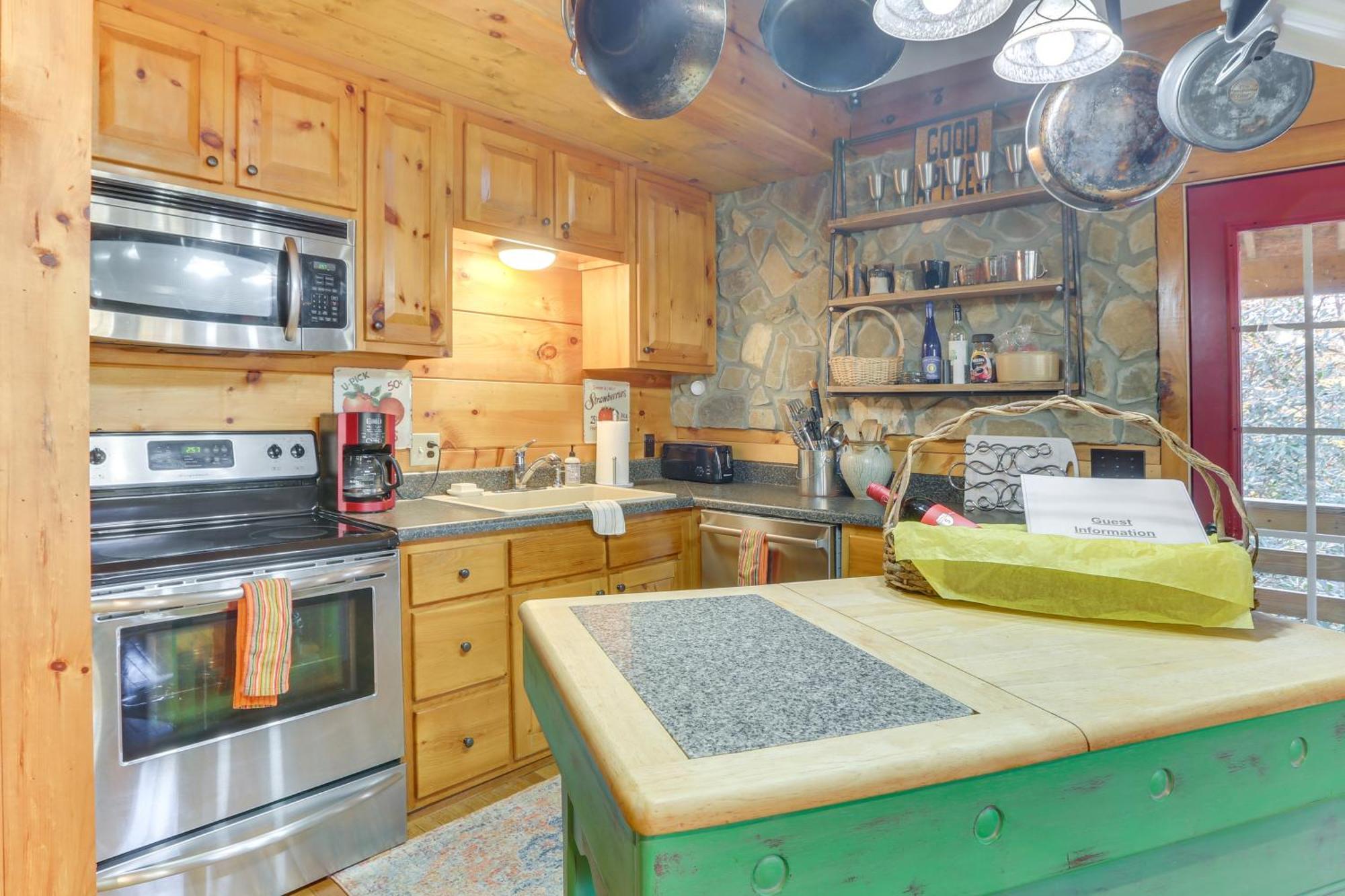 Charming Fancy Gap Cabin With Deck And Gas Grill! Εξωτερικό φωτογραφία